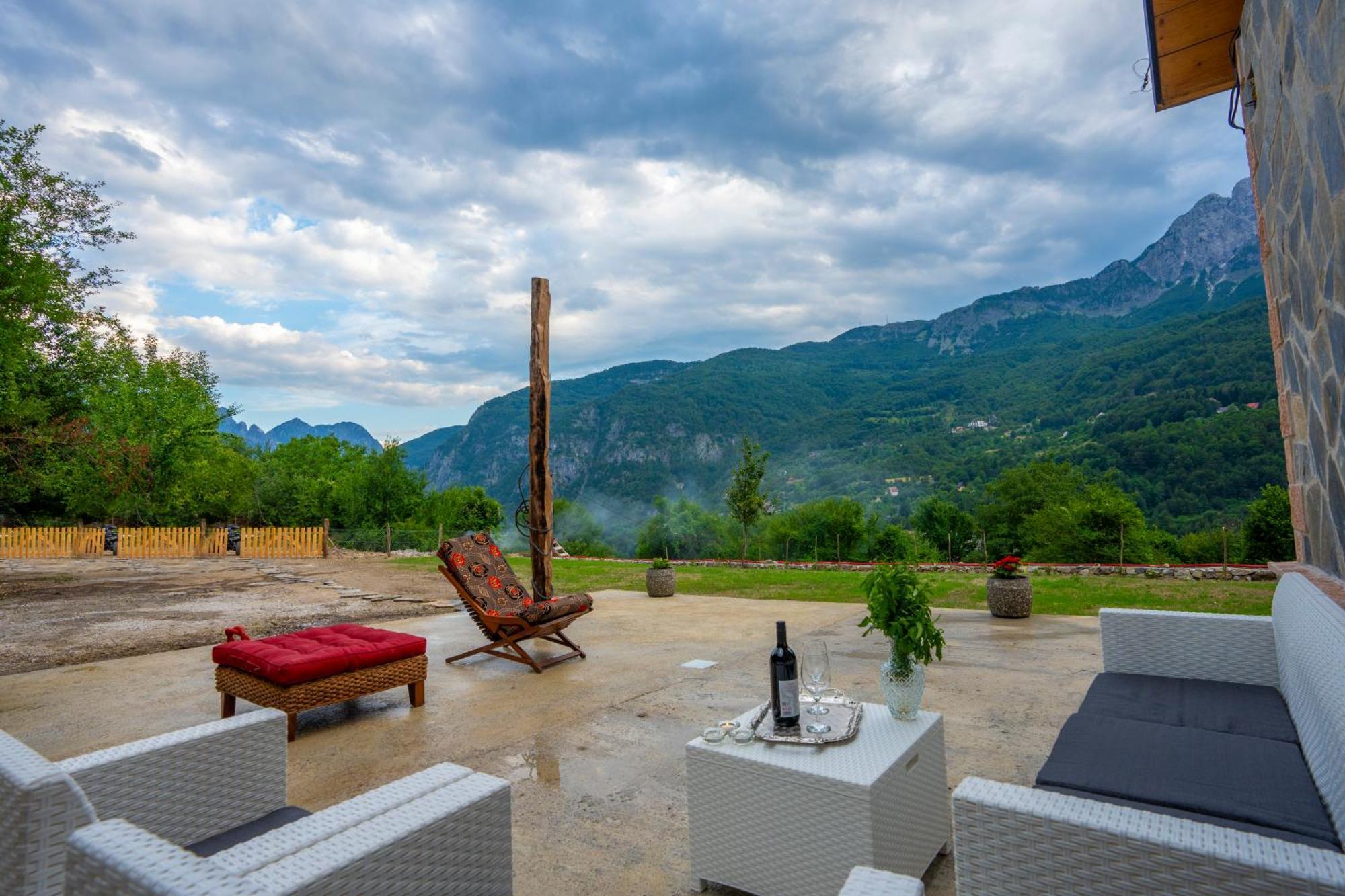 Villa Prelatheth Exterior photo